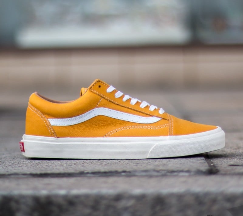 Yellow classic vans cheap