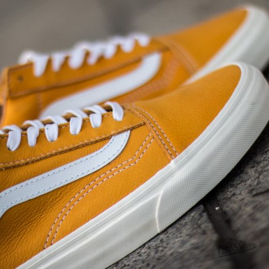 Men s shoes Vans Old Skool Reissue Classic Leather Yellow Footshop
