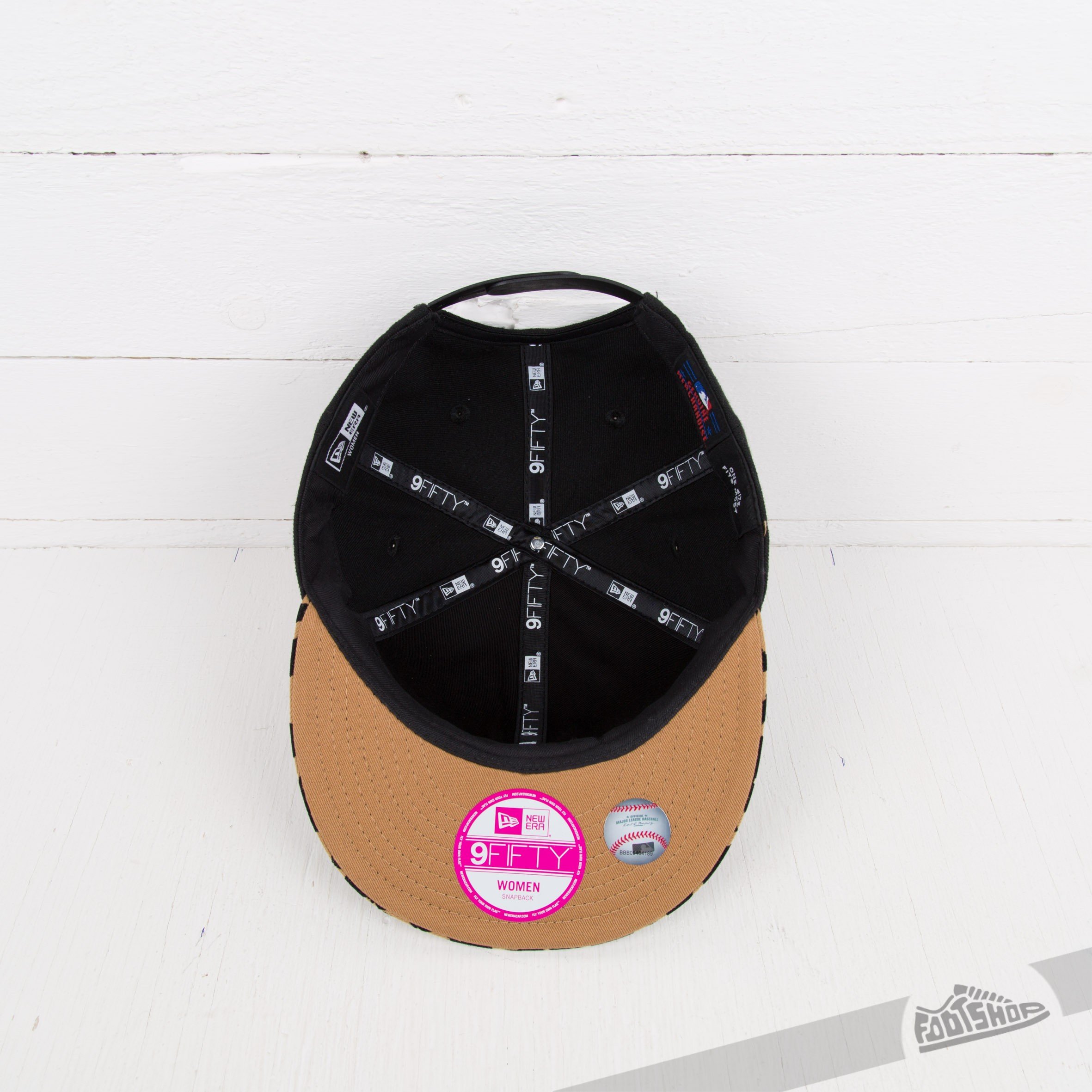 Caps New Era 9FIFTY Glitz Peak NY Yankees Black/Gold