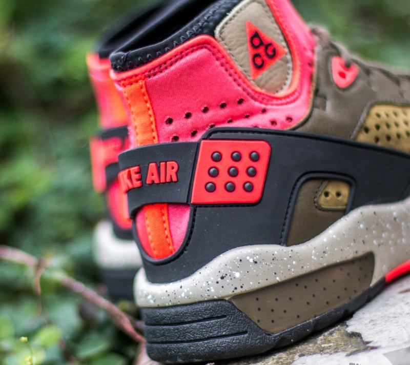 nike air mowabb militia green