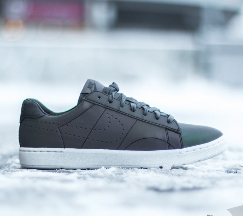 Férfi cipők Nike Tennis Classic Ultra Premium Qs Black/ Black- Anthracite- Ivory