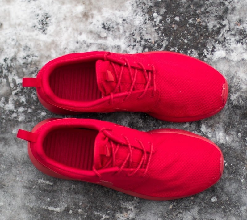 All red roshes sale mens
