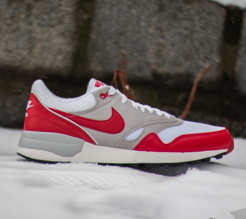 Nike air odyssey red 2025 white