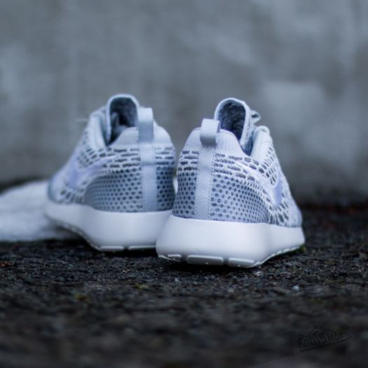 nike roshe one flyknit white