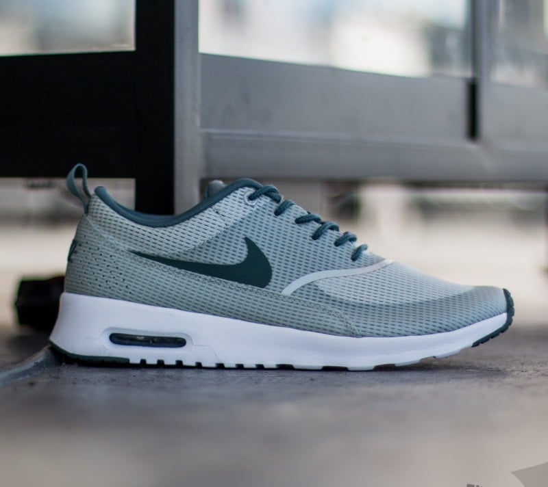 Women s shoes Nike W Air Max Thea Txt Light Silver Hasta White Footshop