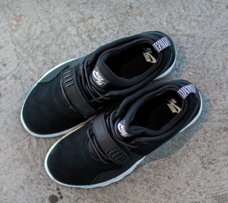 Miesten kengät Nike Trainerendor L Black/ Black- White
