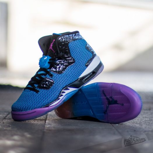 Air Jordan Spike Forty BG