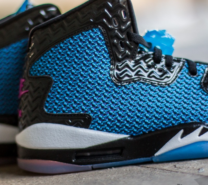 Women's shoes Air Jordan Spike Forty (BG) Black/ FR Pink-Phantom Black-Atomic Orange