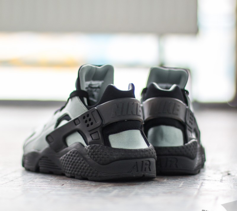 Men s shoes Nike Air Huarache Run Premium Mica Green Black Footshop