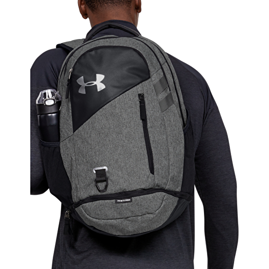 Under armour hustle 4.0 backpack black hotsell