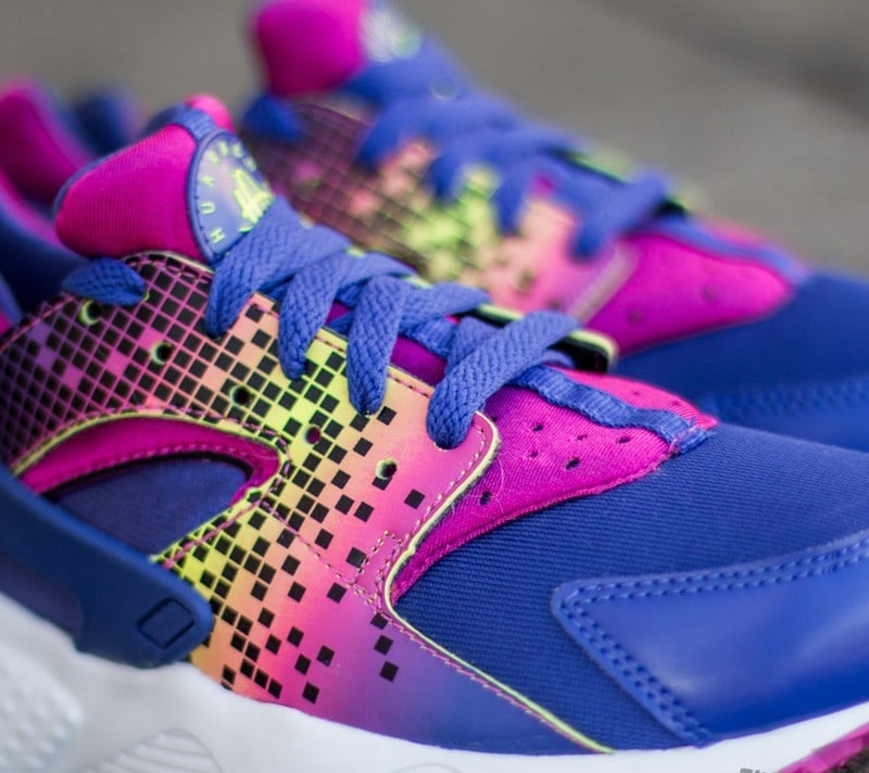 Pink huaraches size 4 sale