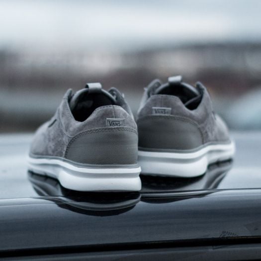 Zapatillas Hombre Vans Iso Perf Nubuck Brushed Nickel White