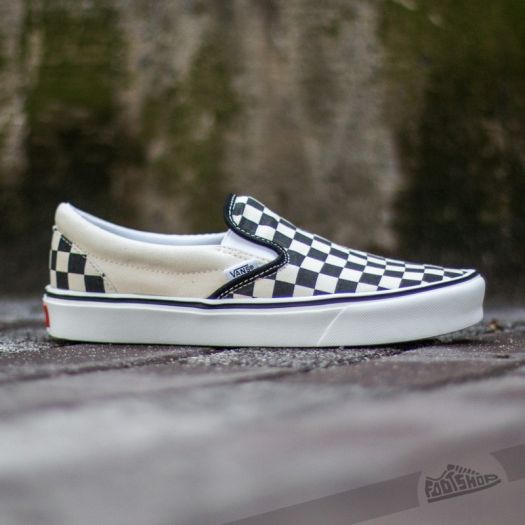 Vans slip hotsell on checkerboard lite