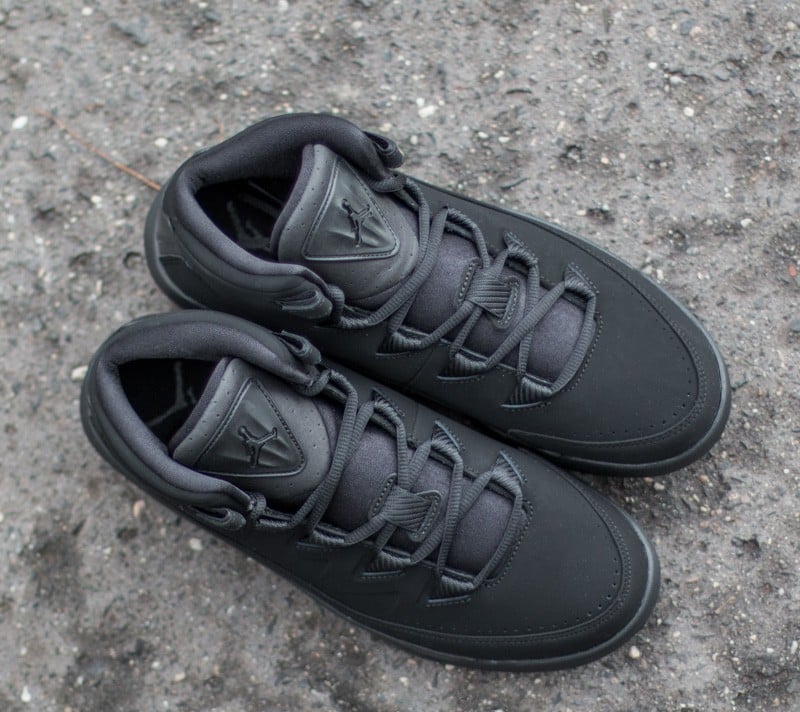 Jordan air deals deluxe black