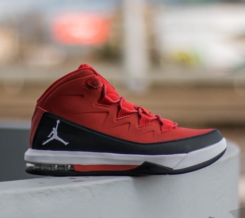 Men s shoes Jordan Air Deluxe Gym Red White Black Footshop
