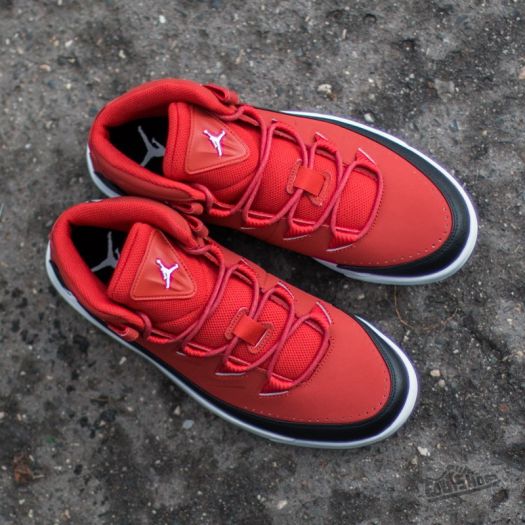 Sneakers de luxe homme jordan on sale