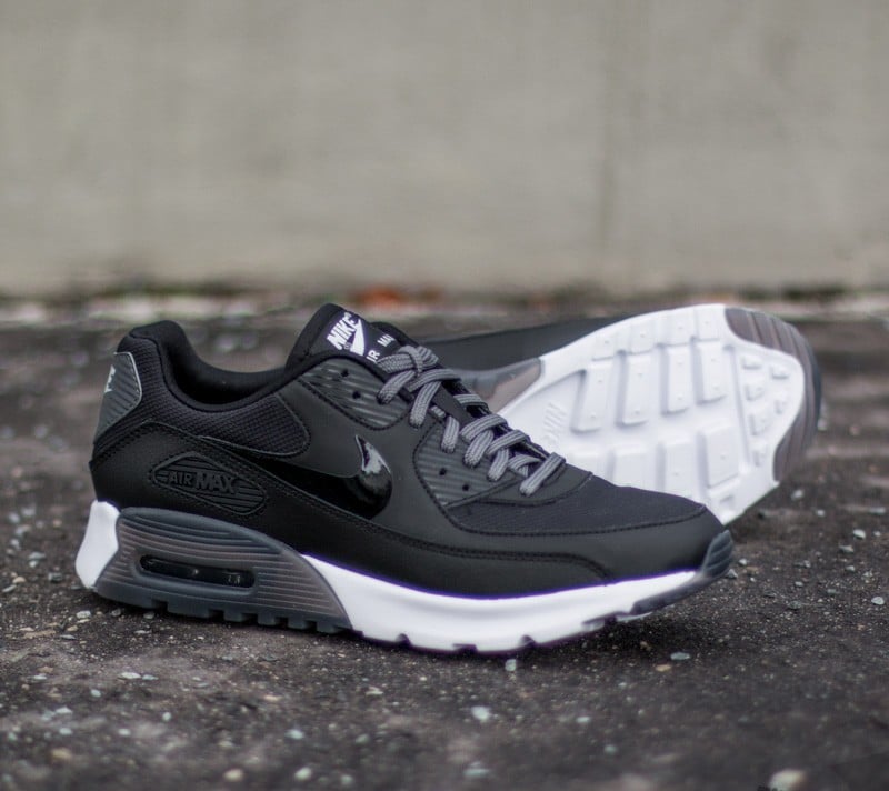 Damen Sneaker und Schuhe Nike W Air Max 90 Ultra Essential Black/ Black- Dark Grey- Pure Platinum