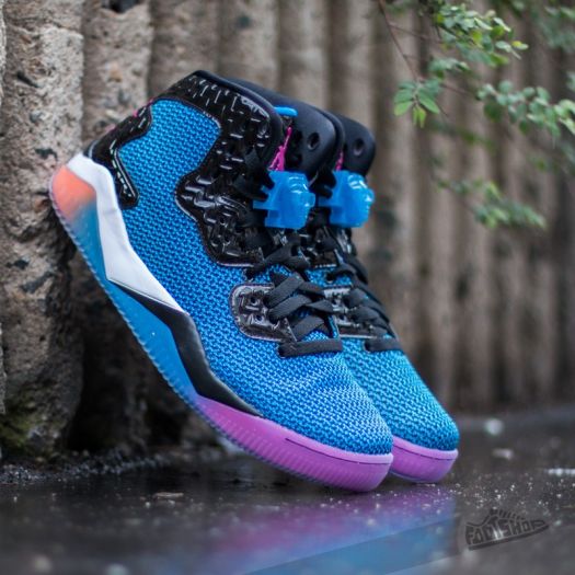 Men s shoes Air Jordan Spike Forty Black Fr Pink Pht Blue Atomic Orange Footshop