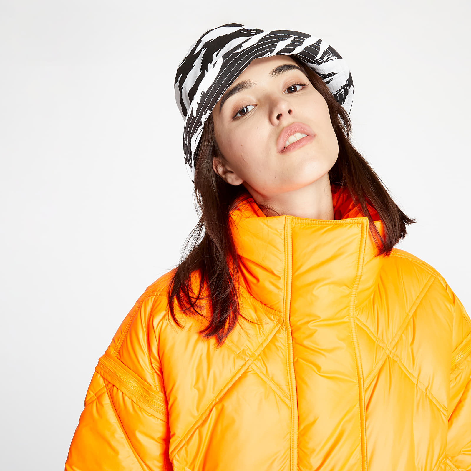 Bundy adidas by Stella McCartney Short Padded Jacket App Signal Orange