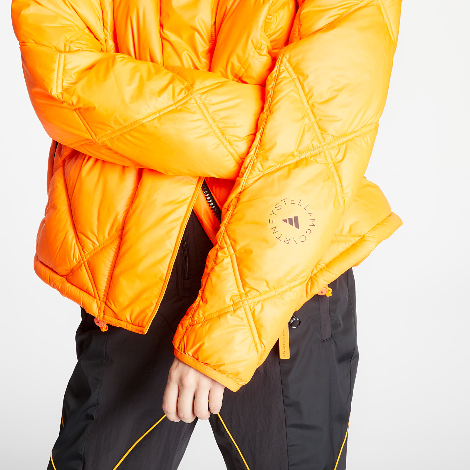 Bundy adidas by Stella McCartney Short Padded Jacket App Signal Orange