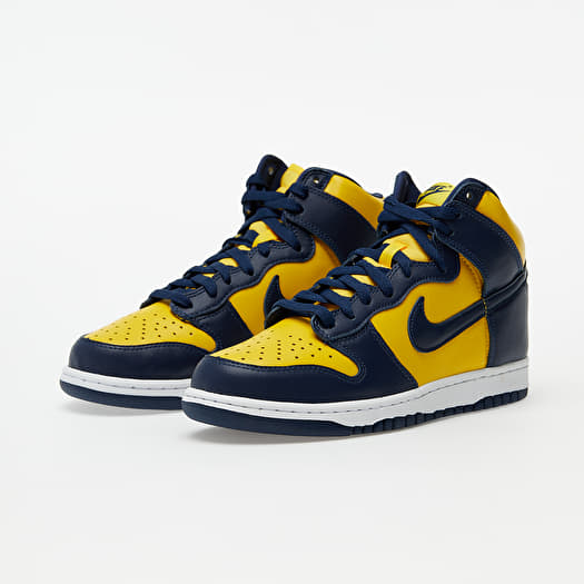 dunk high varsity