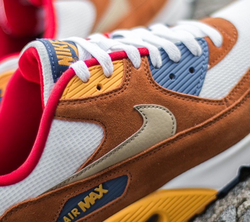 Herren Sneaker und Schuhe Nike Air Max 90  Premium White/ Metallic Gold Grn- Tawny- Gym Royal