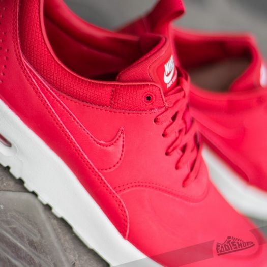 Air max thea femme sale rouge