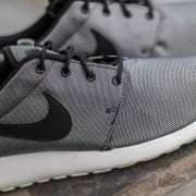 Men s shoes Nike Roshe One Premium Black White Wolf Grey Footshop