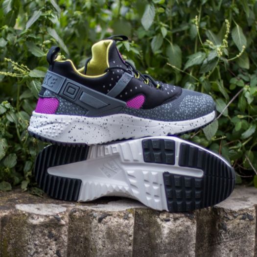 Huarache sales utility premium