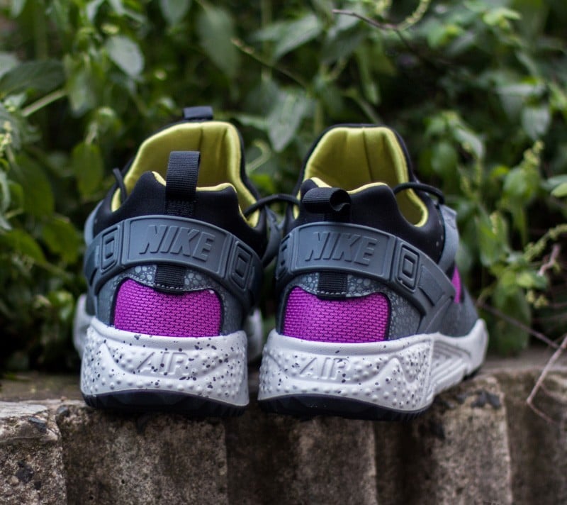Zapatillas Hombre Nike Air Huarache Utility Premium Medium Berry/ Dark Grey-Black-Cactus