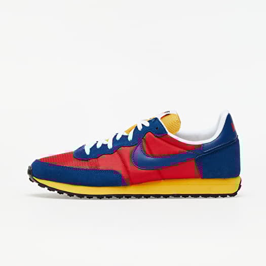Nike red blue 2025