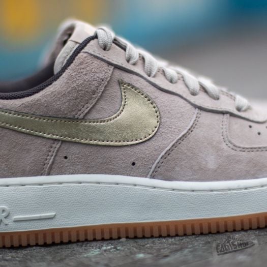 Nike W Air Force 1 07 Premium Suede String Metallic Gold Grain Footshop