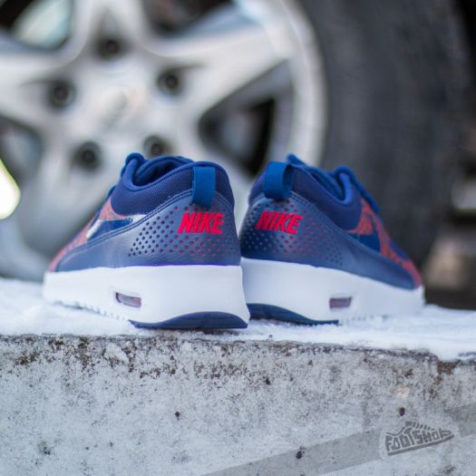 University red loyal blue nike air max thea hot sale