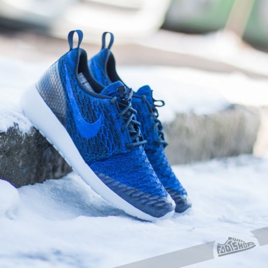Dark blue roshes hotsell