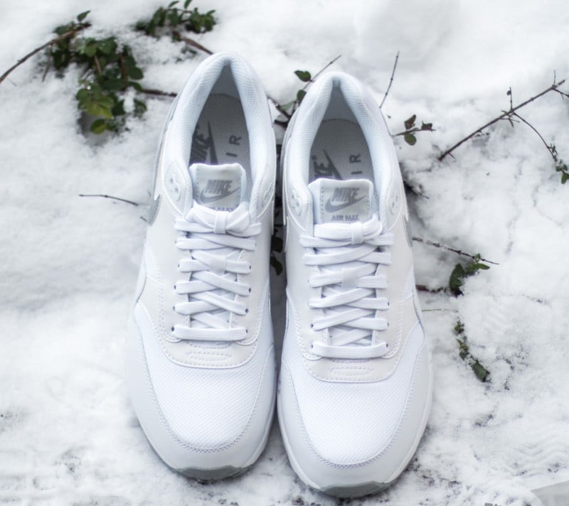 Zapatillas mujer Nike W Air Max 1 Ultra Essentials White/Wolf Grey Pure Platinum Metallic 