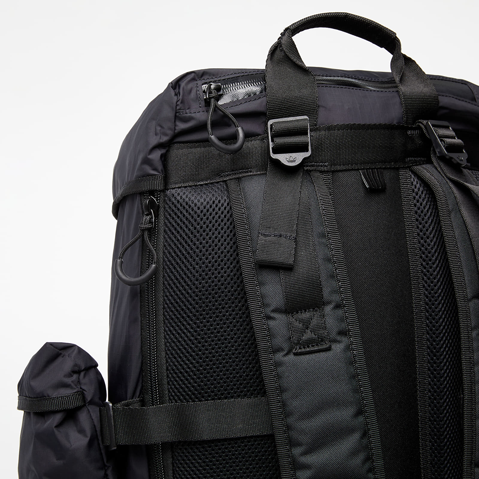 Rucksäcke adidas Adventure Backpack  Black/ Mgsogr
