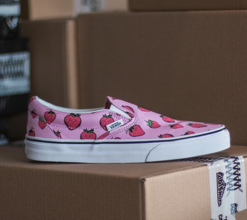 Strawberry slip on best sale vans