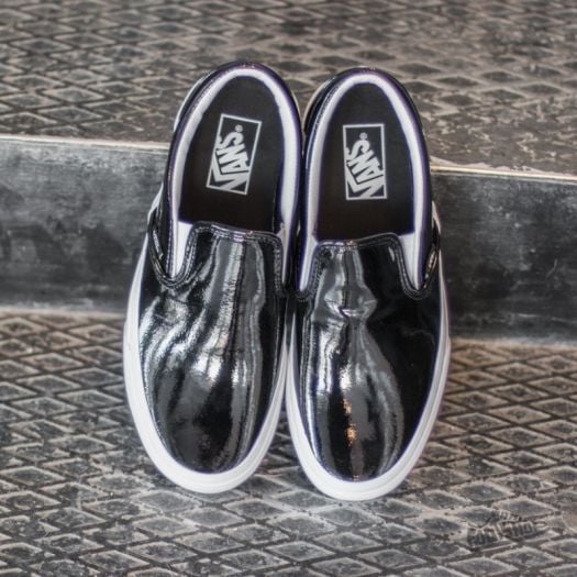 Vans classic tumble slip on black hot sale