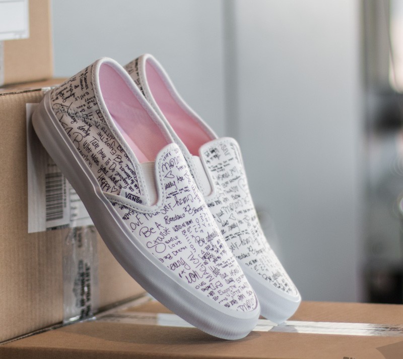 Vans W Slip On SF Leila Quotes Barely Pink
