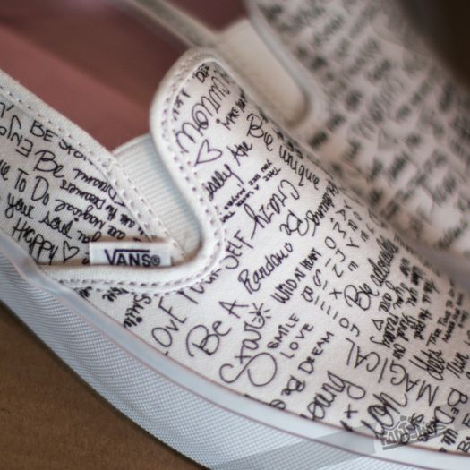 Women s shoes Vans W Slip On SF Leila Quotes Barely Pink Footshop