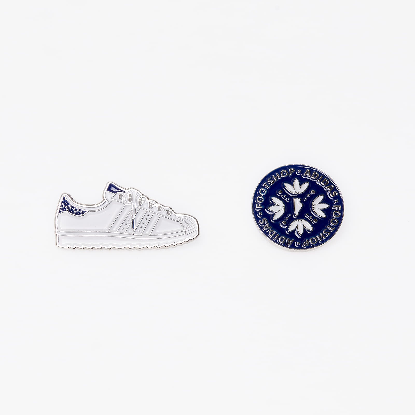 Divat kiegészítők Footshop x adidas Pins White/ Blue