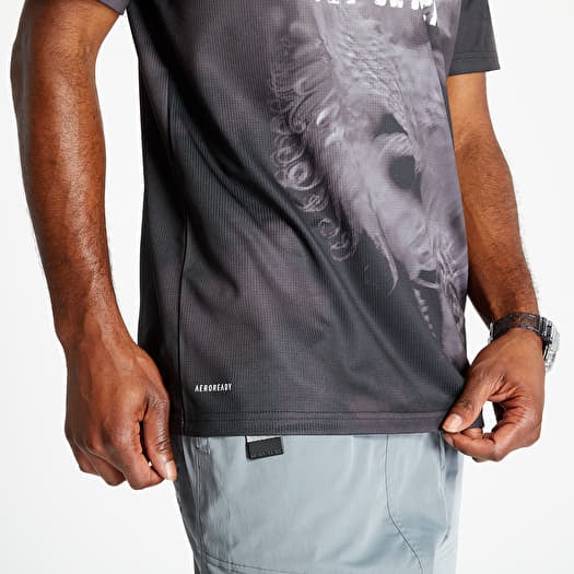 Camiseta real madrid human race on sale
