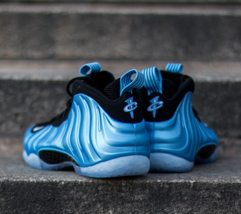 Chaussures et baskets homme Nike Air Foamposite One University Blue White Black Footshop