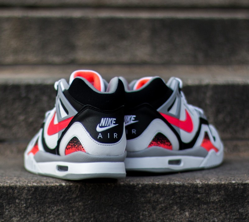 Hot lava nike clearance air tech challenge ii