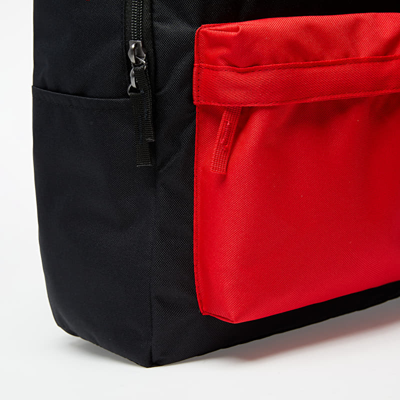 nike backpack marshalls Brasilia Mesh | Black/Black/White Nike Insulated Lunch Bag Color:Team Dark Green BoysUnisex Multiple pockets provide organized