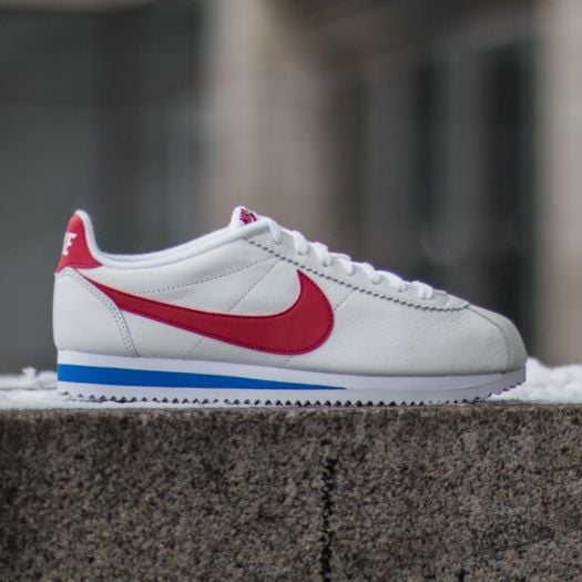 Nike classic weiß best sale