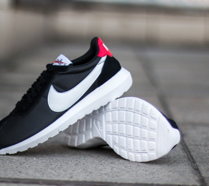 Women's shoes Nike W Roshe LD-1000 Black/ White- University Red- TM Red