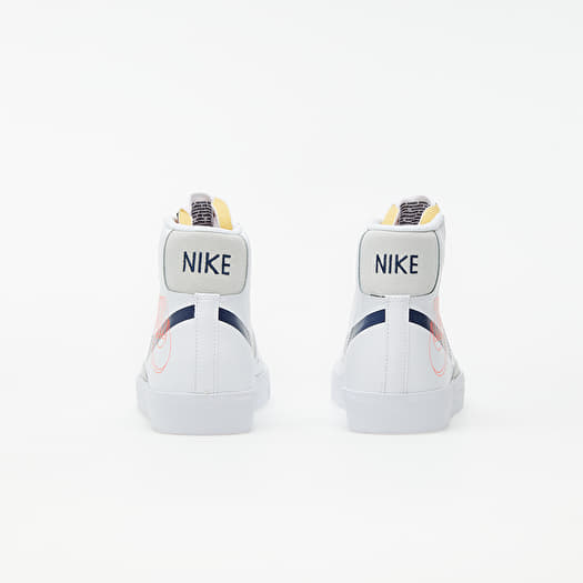 Herenschoenen Nike Blazer Mid '77 White/ Midnight Navy-Sail-Summit White |  Footshop