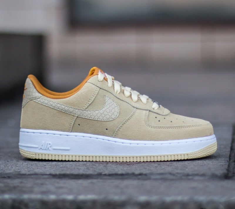 Sapatos de mulher Nike W Air Force 1 '07 Seasonal Lemon Drop/Lemon Drop