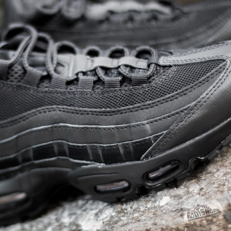 Nike Air Max 95 Essential Black/Black-Black | Footshop